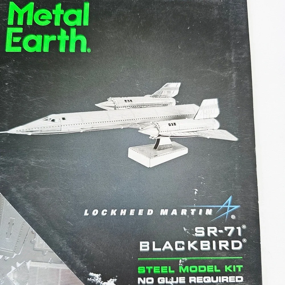 Metal Earth 3D Steel Model Kit Lot of 3 Kawasaki Freightliner SR-71 Blackbird